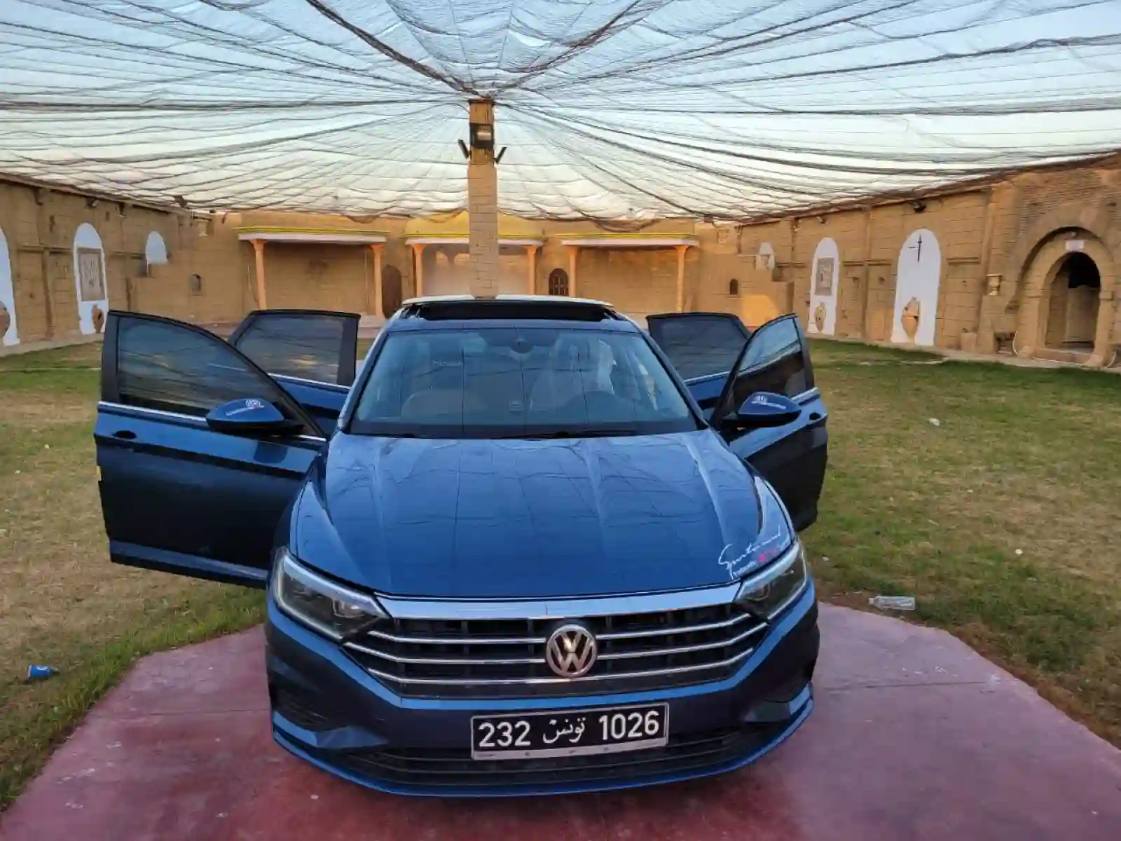 Volkswagen Jetta Special Edition Luxury0