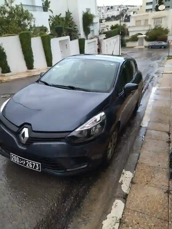 Renault Clio 4 Très bon Plan0