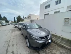 Nissan Qashqai à El Menzah 4