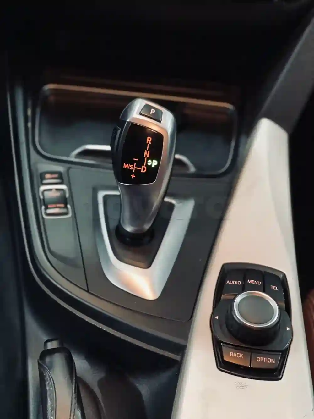 Bmw 318i - Vue 1