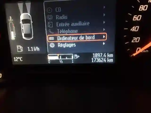 Ford Mondeo 2014 à Échanger Avec Terrain à El Menzah 6 - Vue 2