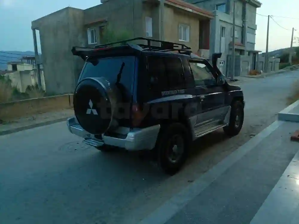 Pajero 2 Châssis Court - Vue 3
