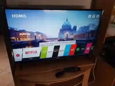 Tv lg 434k hdr à Le Bardo0