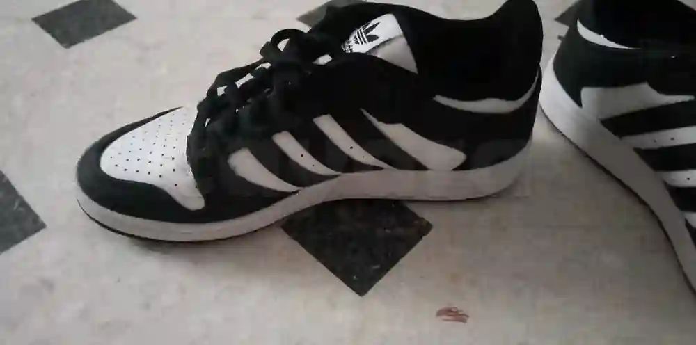 Adidas Homme - Vue 1