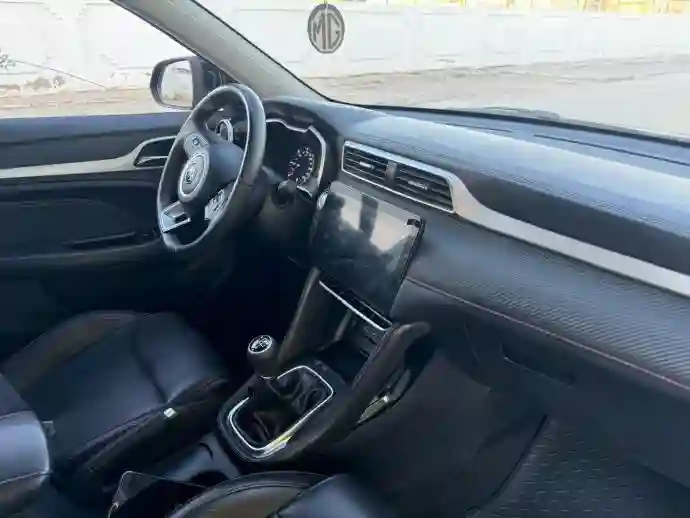 A Vendre MG ZS EN Bonne Etat Sous Garantie - Vue 2
