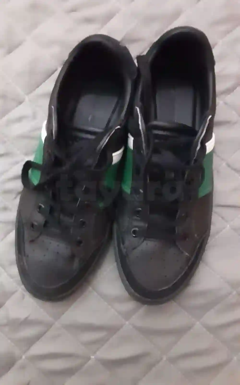 a Vendre Chaussure Lacoste - Vue 1