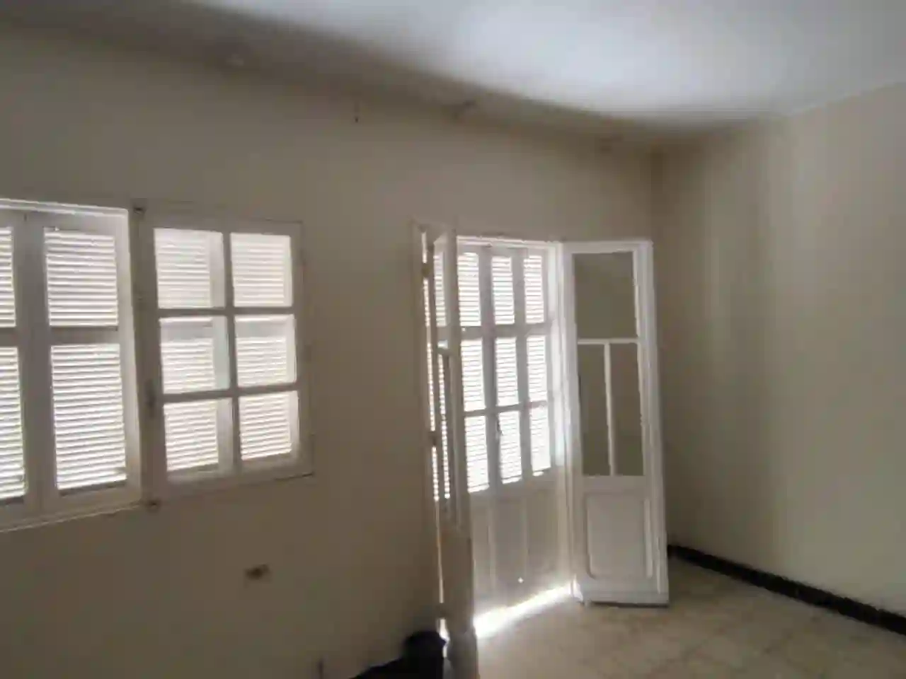 Appartement au Centre Ville à Bizerte0