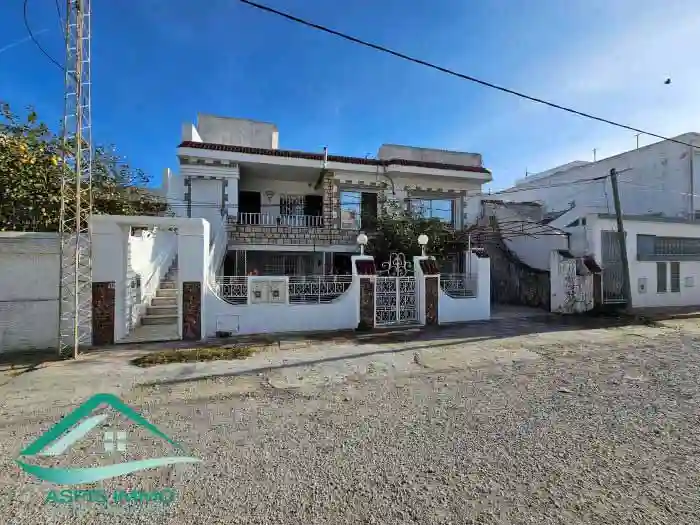 Villa 300 m2 à Cité Riadh Kelibia à Kelibia - Vue 2
