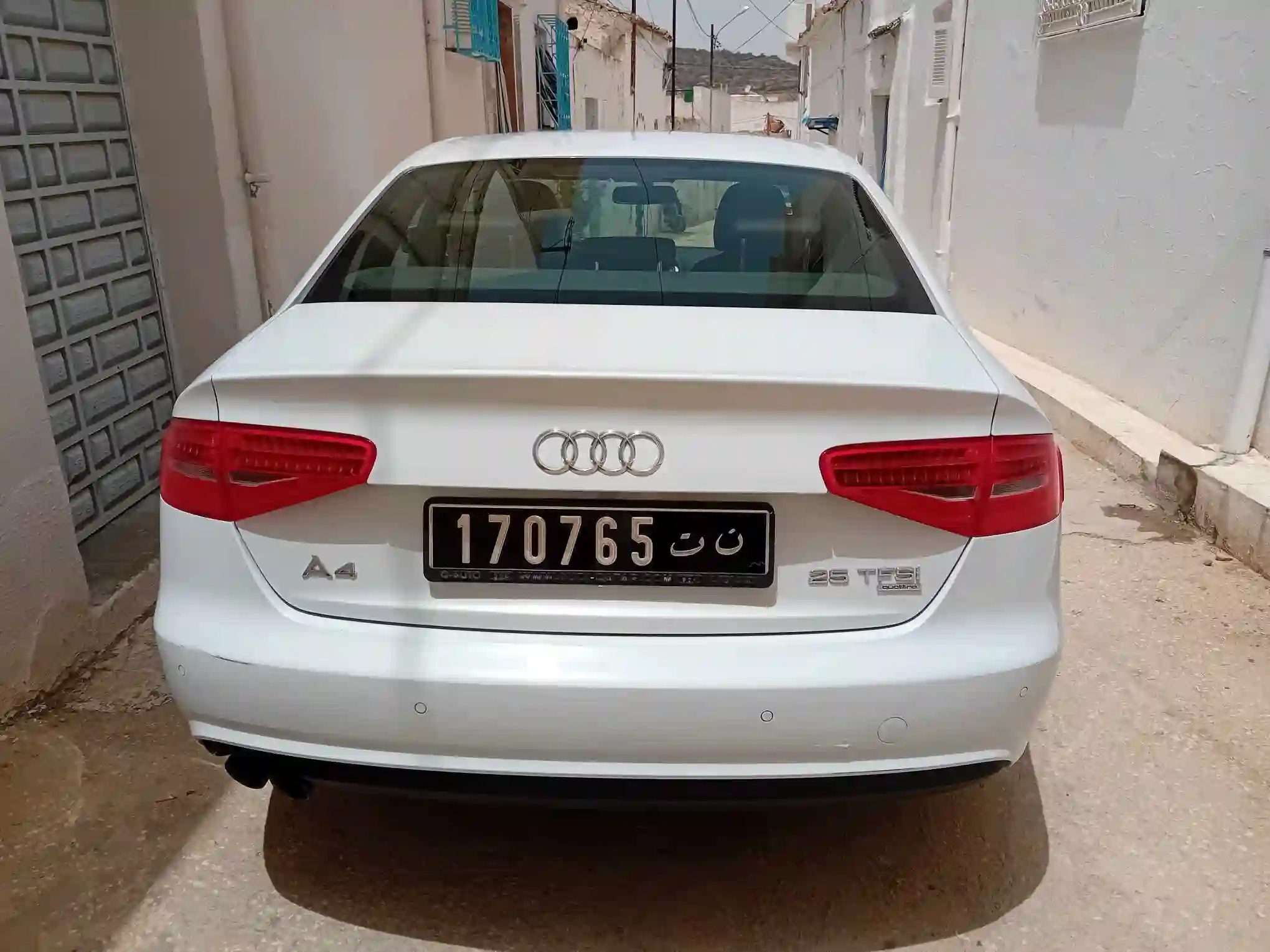 Audi a4 Importé Qatar à Testour0