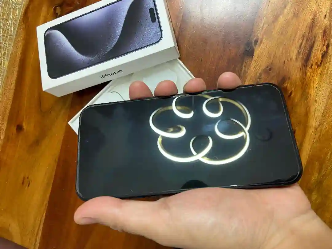 Iphone 15 pro max 256gb Comme Noeuf à Ben Arous - Vue 4