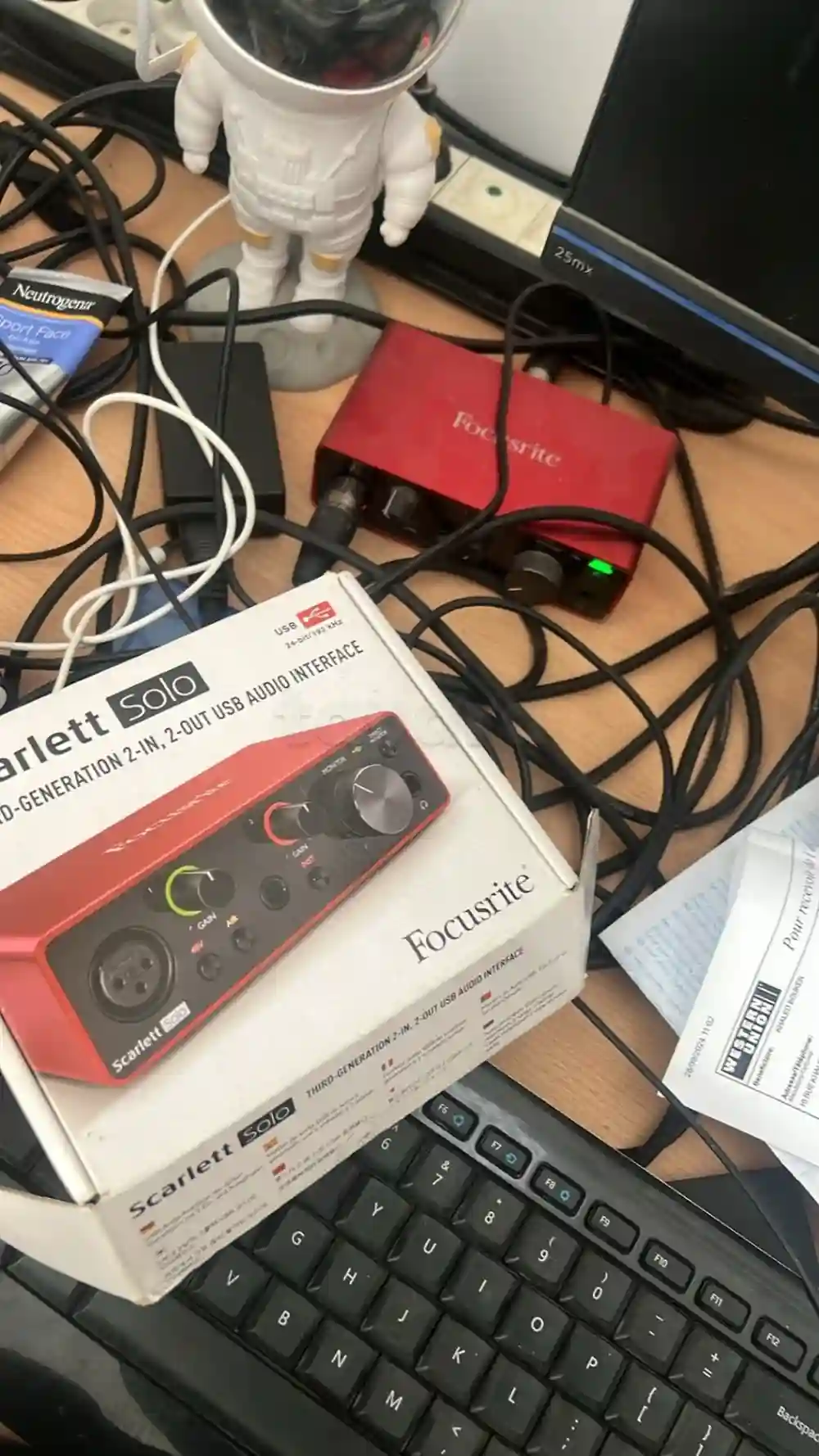 Focusrite Scarlett Solo (carte Son) - Vue 3