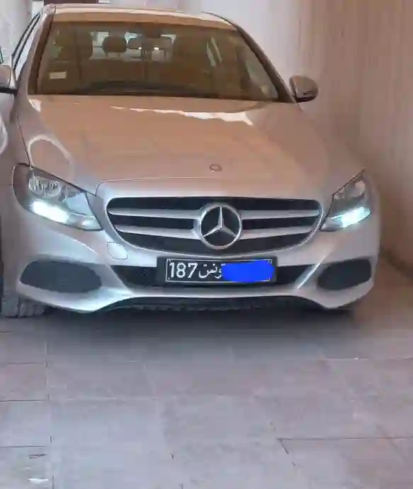 Mercedes Classe C 180 - Année 2016 Excellente Etat0