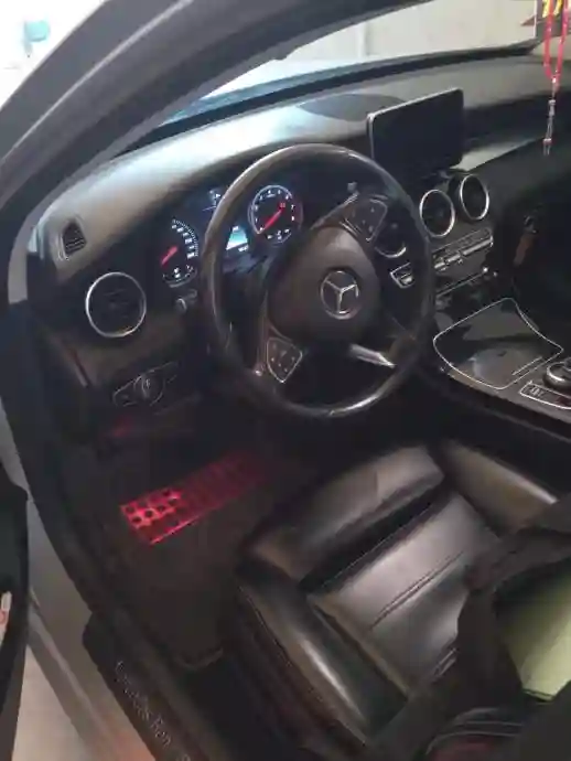 Mercedes Classe C 180 - Année 2016 Excellente Etat - Vue 6
