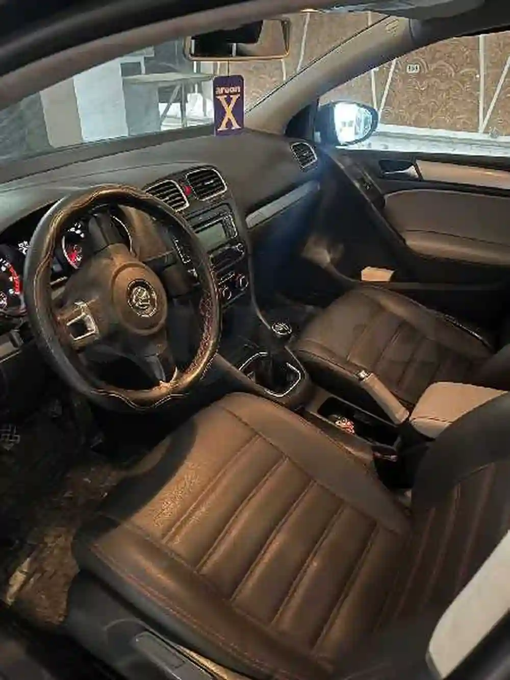Volkswagen Golf 6 - Vue 1