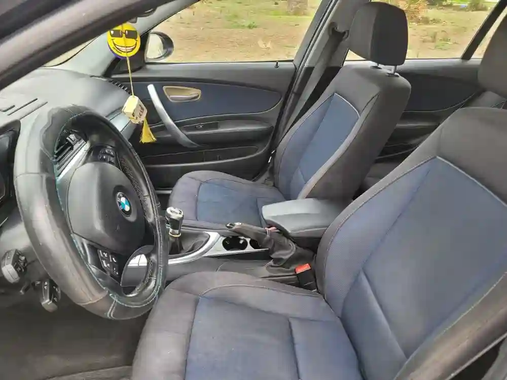 BMW Serie 1 Moteur N45 - 116i Phase 2 en Très Bonne État - Vue 4