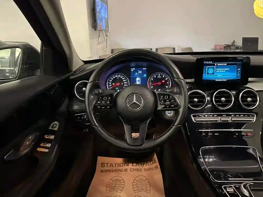 Mercedes C180 2021 - Vue 8
