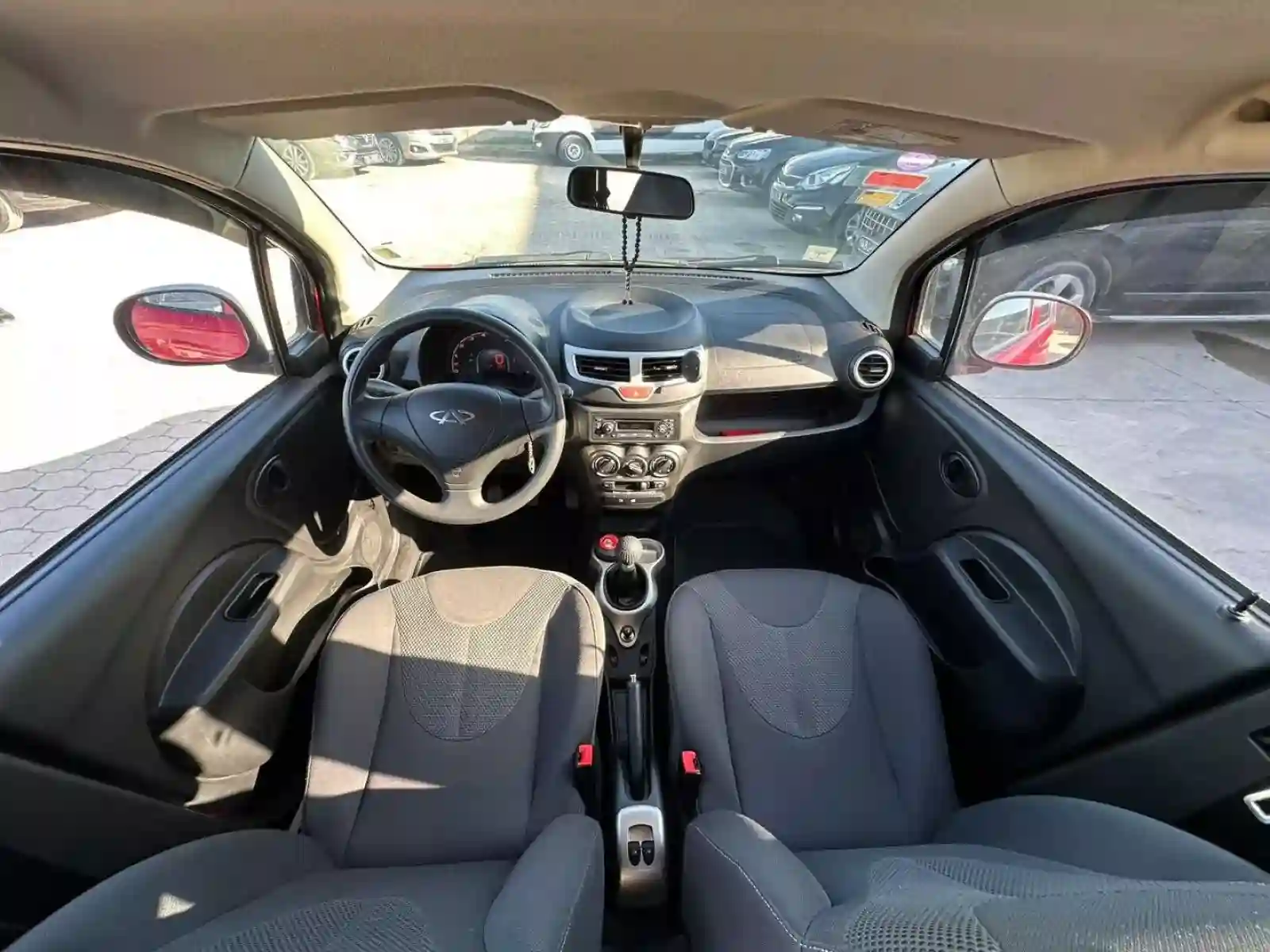Chery QQ - Vue 6