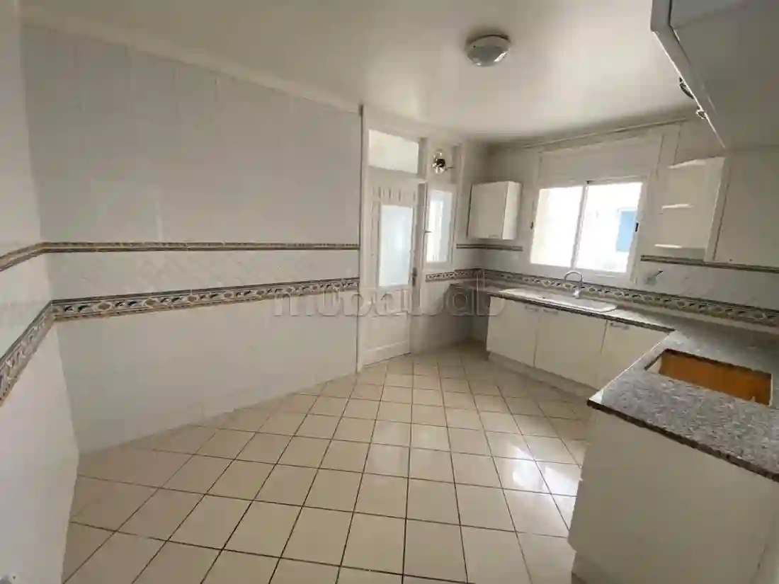 Appartement s3 Ennasr 20