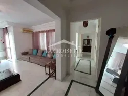 Appartement s+4 à la Soukra Mav1393