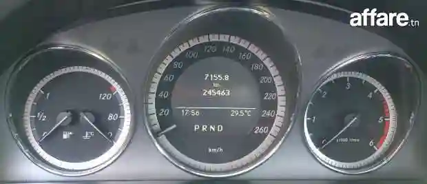 Mercedes C200 - Vue 4