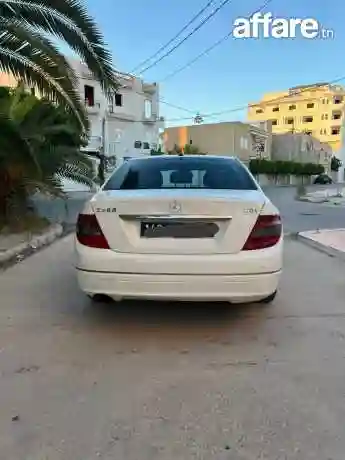 Mercedes C200 - Vue 6