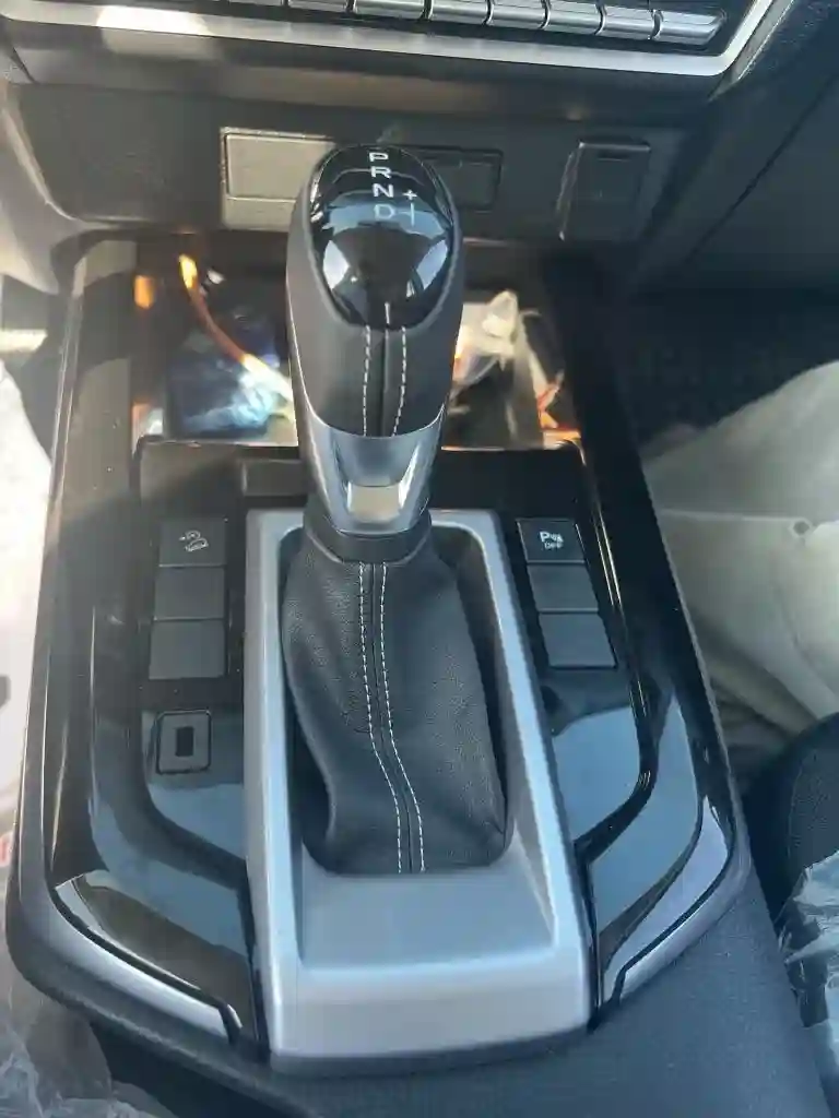 Isuzu Dmax 30 L Diesel Boite Automatique - Vue 2