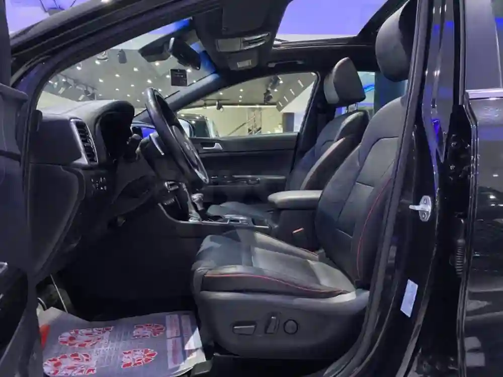 KIA Sportage 4X4 Gt-line - Vue 3