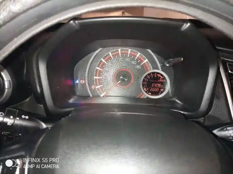 Suzuki Celerio Essence 2023 - Vue 1