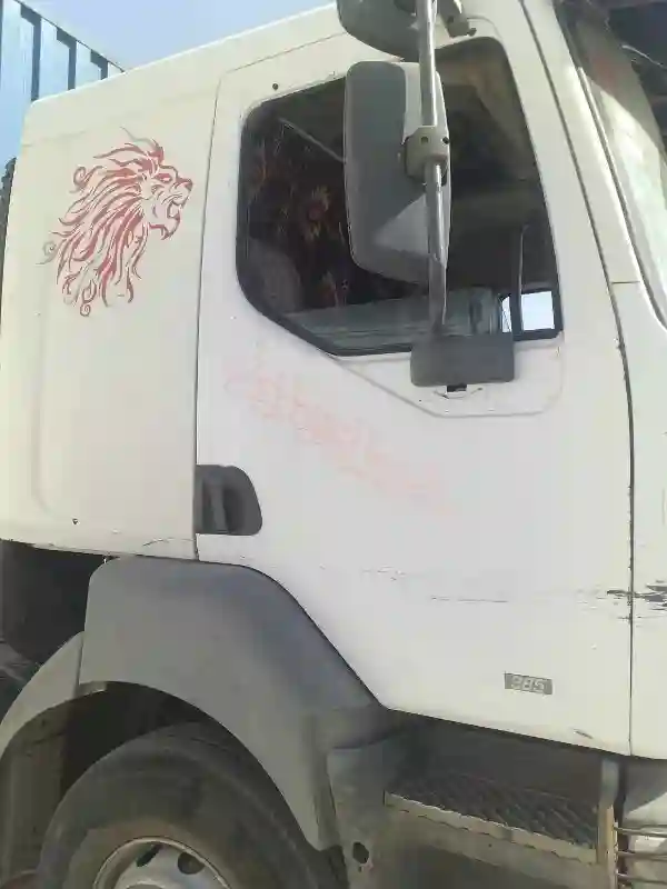 Camion Renault Karex 385 - Vue 3