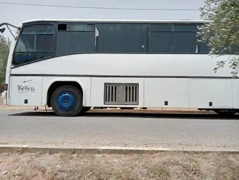 2 Bus À Vendre0