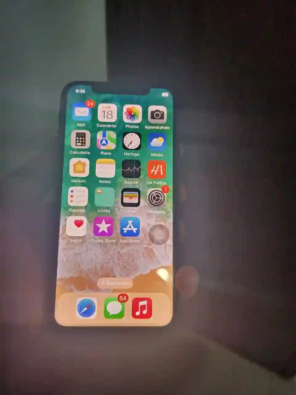 Iphone x Officiel Comme Neuf à Ain Zaghouan0