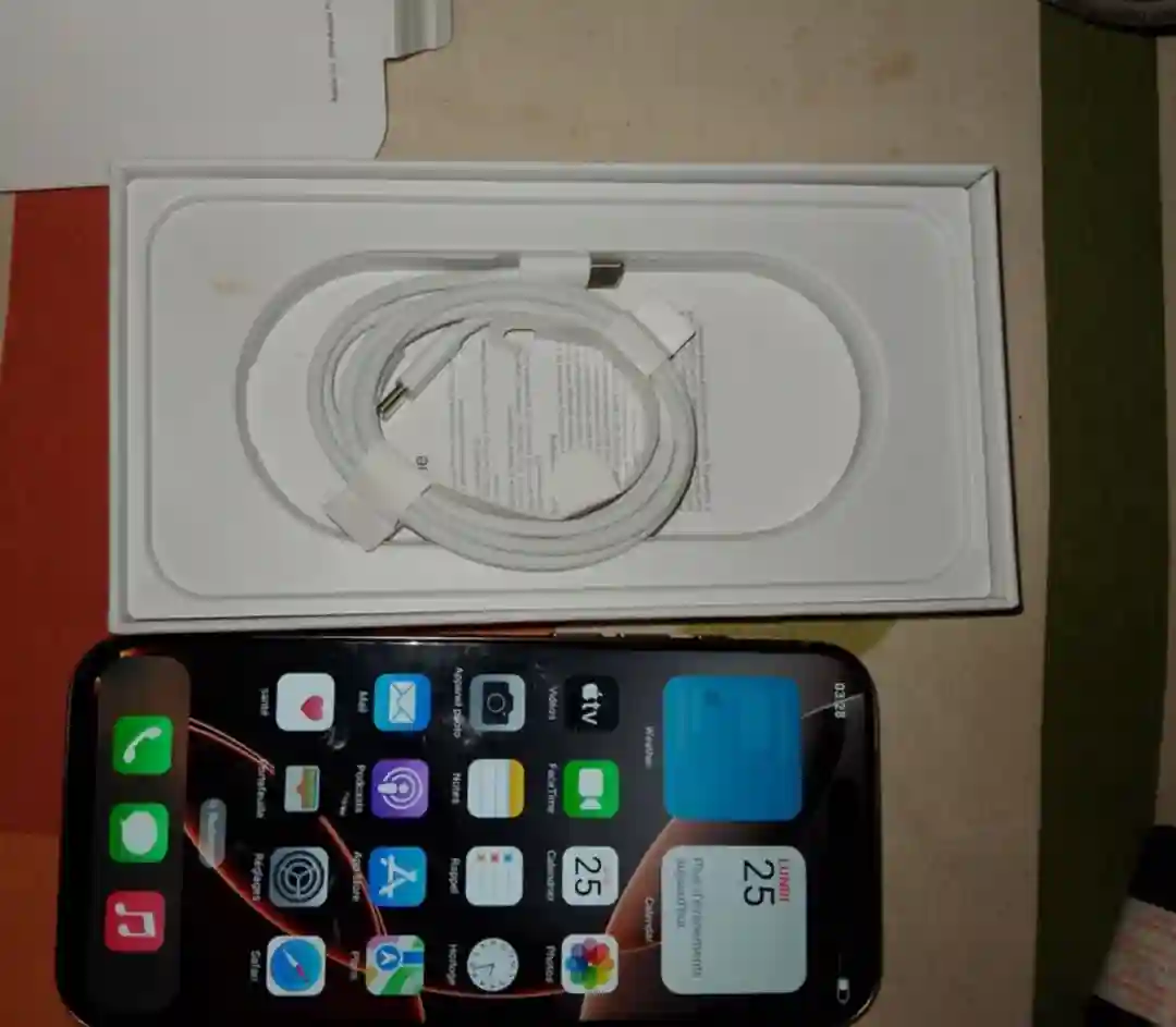 Iphone 16 pro max Original à La Marsa - Vue 3