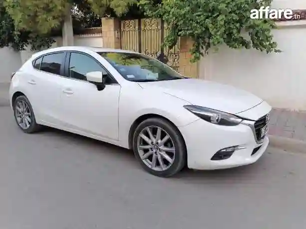 Mazda 3 Skyactiv - Vue 1