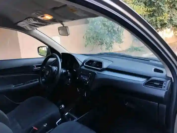 Suzuki Autres Essence 2021 - Vue 4