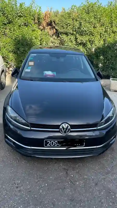 Volkswagen Golf Essence 2019 - Vue 1
