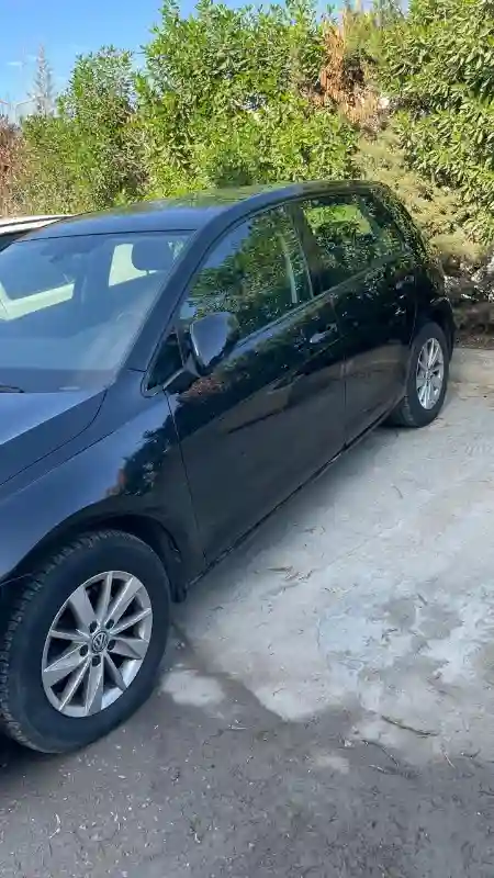 Volkswagen Golf Essence 2019 - Vue 4