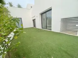 À Louer Appartement Avec Jardin à Gammarth