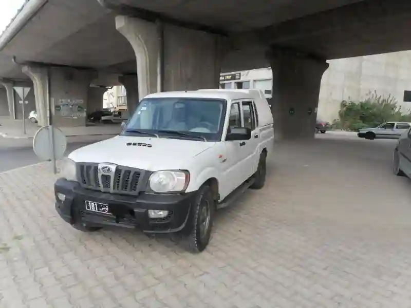 A Vendre Mahindra Scorpio - Vue 2