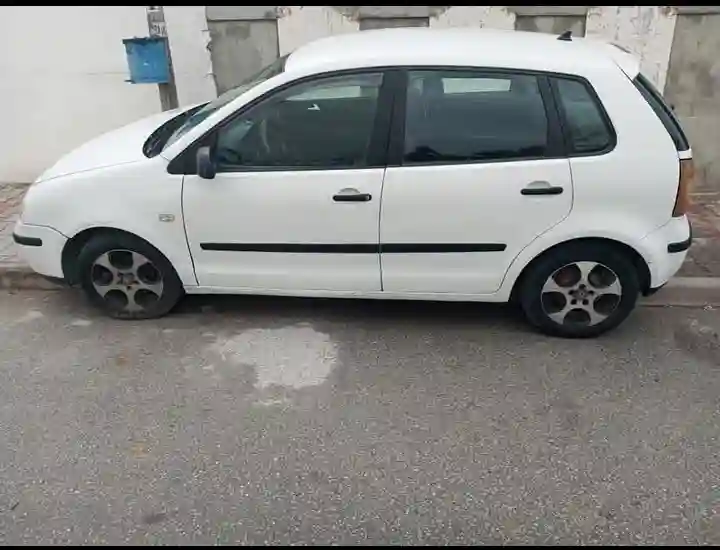 Volkswagen Polo Essence 2004 - Vue 4