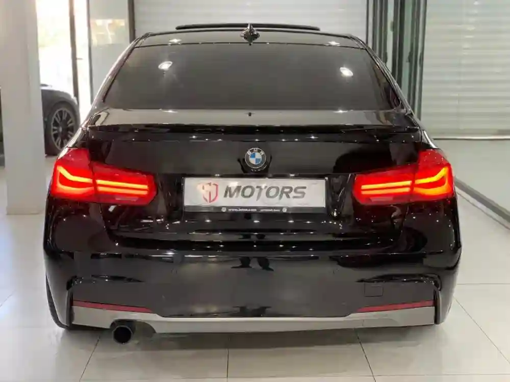🚘🚘 BMW F30 BVA 🚘🚘 - Vue 5