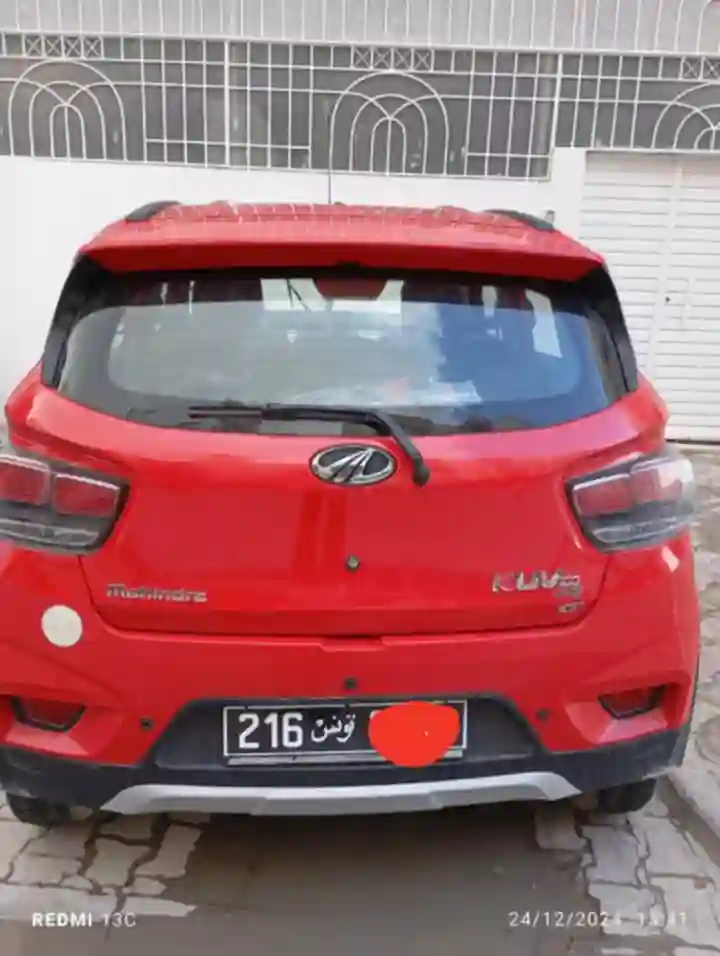 Mahindra Kuv100 k6 Année 2020 58000km à Le Kram0