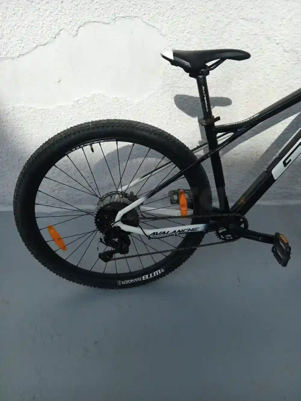 VTT GT Hidrolique Importe Comme Neuf 29 Pouce - Vue 2
