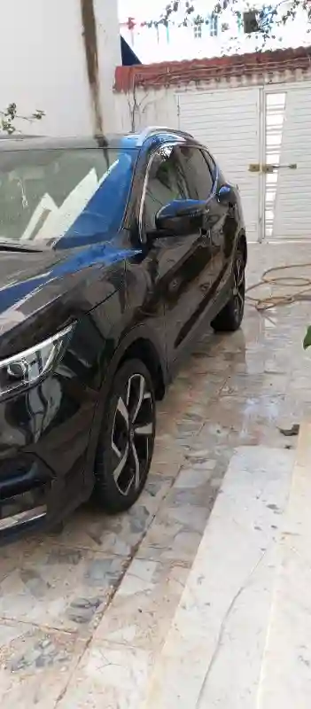 Nissan Qashqai Essence 2020 - Vue 2