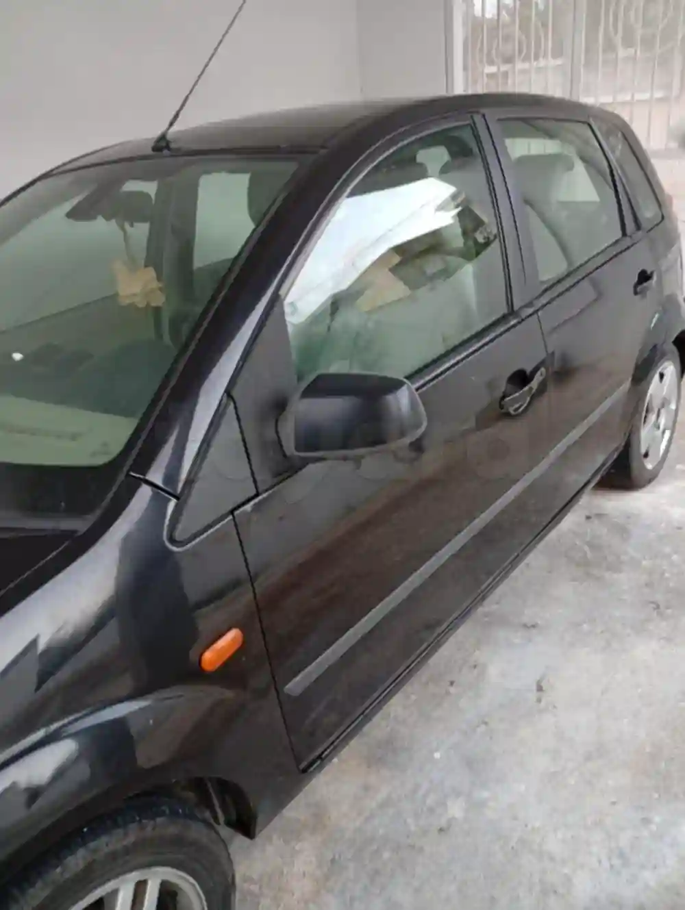 Ford Fiesta Ghia 2008 - Vue 2