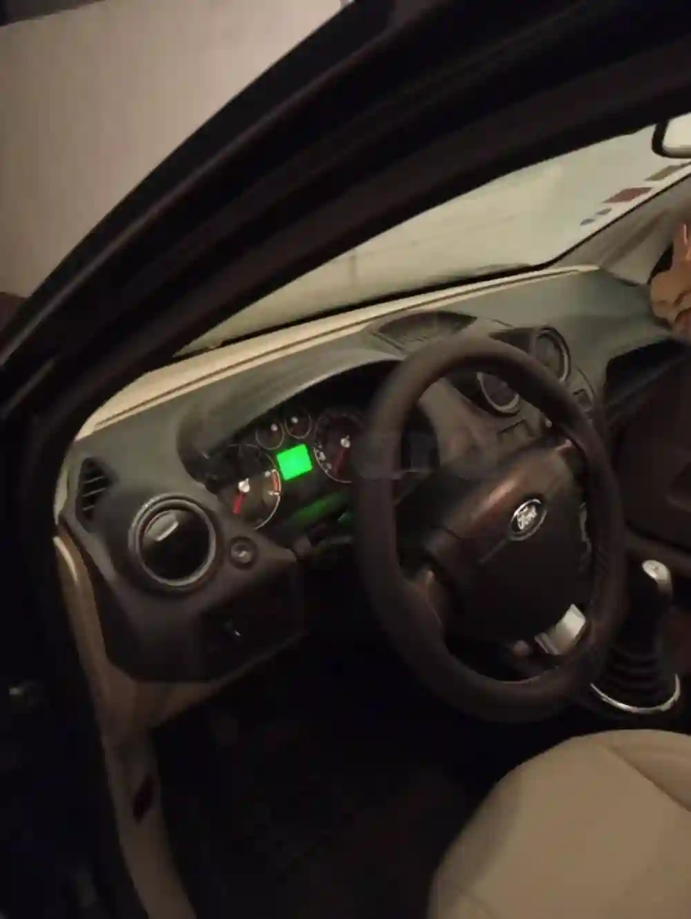 Ford Fiesta Ghia 2008 - Vue 4