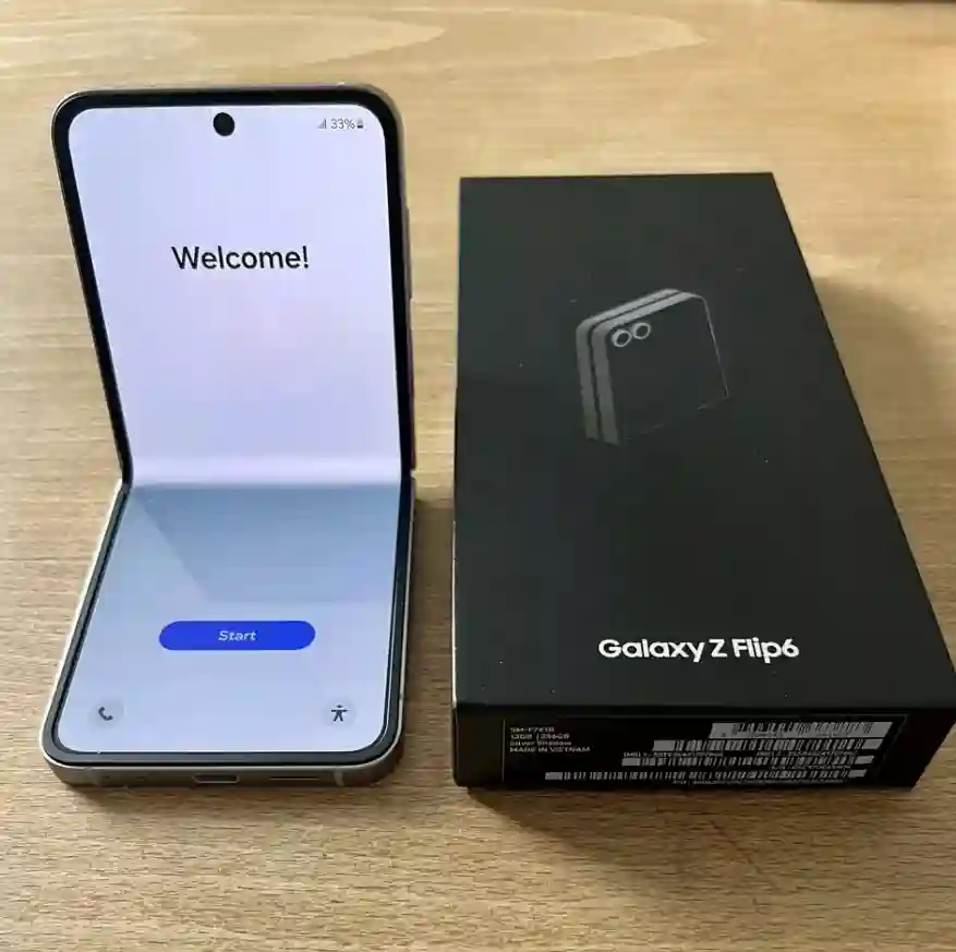 Samsung Galaxy s25 Ultra 5g s25 à Ain Draham - Vue 4
