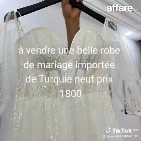 Une Belle Robe de Mariage Importée de Turquie Neuf Avec son - Vue 1