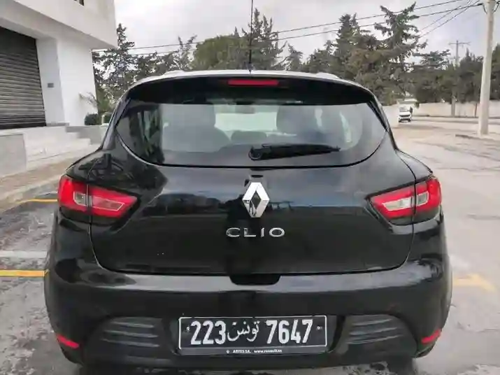 Renault Clio - Vue 3