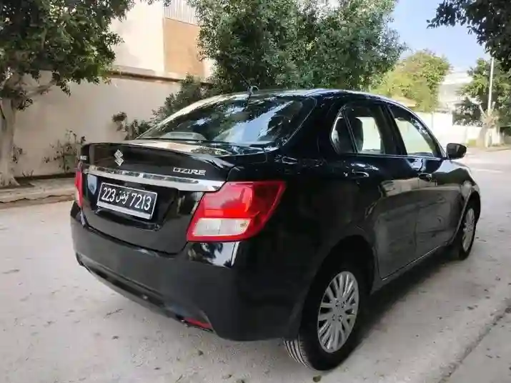 Suzuki Dzire GL Première Main EN Excellent État - Vue 4