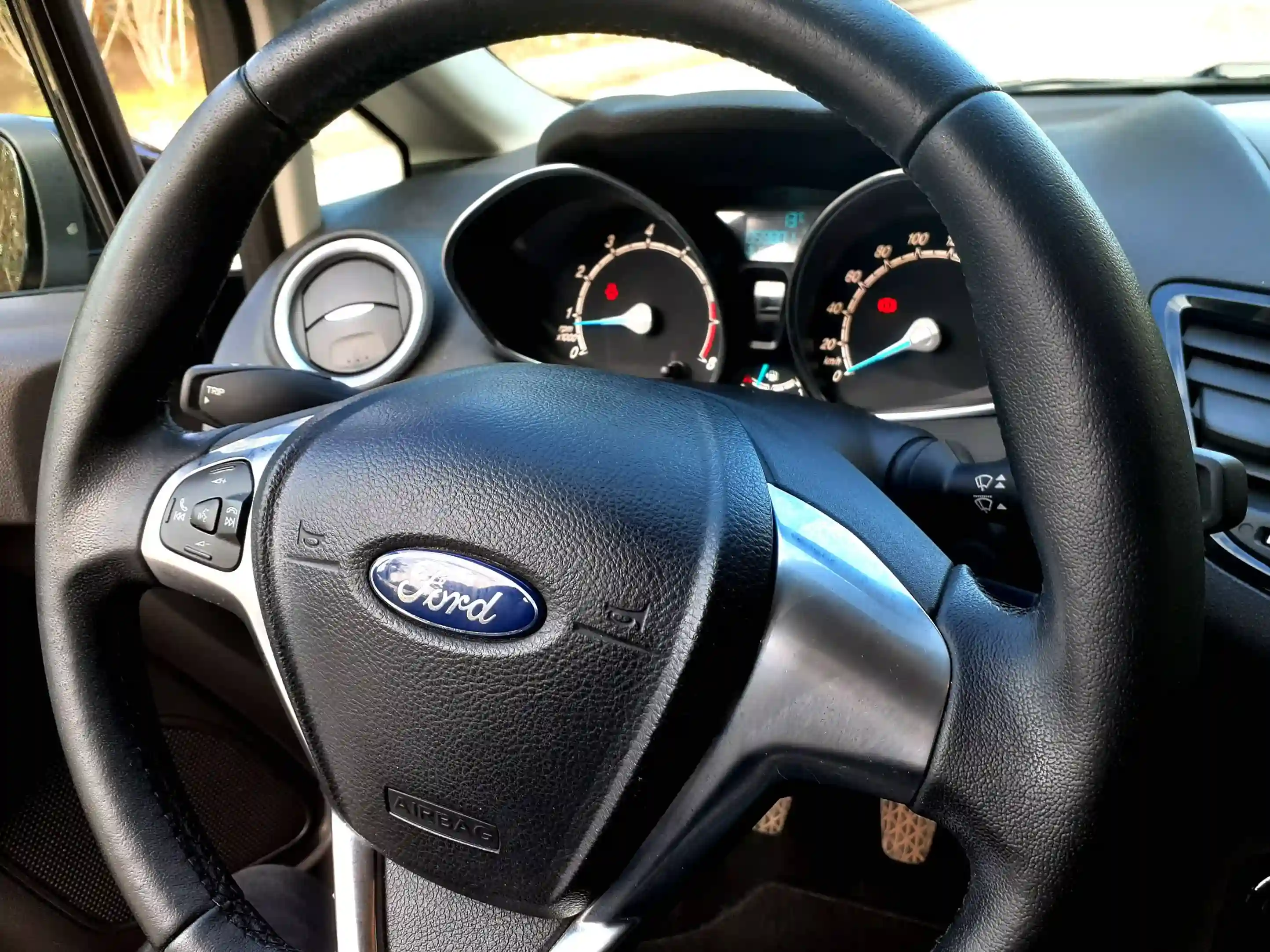 Ford Fiesta Titanium 58 km تسجيل أول - Vue 1